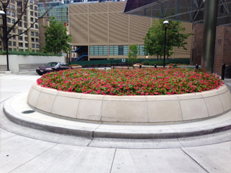 JRA_River Plaza_Planter